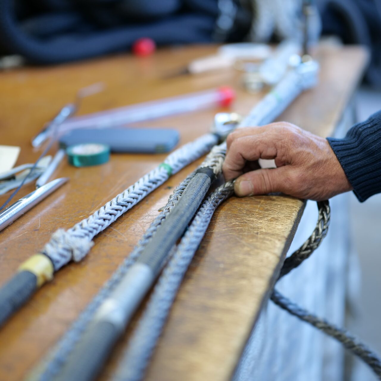 gréement bateau gréeur professionnel expert en gréement atelier greement remplacement haubans gréeur méditerranée greement voilier Cannes Antibes Monaco Barcelone Genes Palma